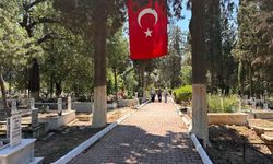 İncirliova mezarlıklarında bayram temizliği