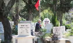 Nazilli mezarlıklarında bayram yoğunluğu