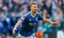 Edin Dzeko Kanada maçında neden oynamadı, sakat mıydı? Edin Dzeko kimdir, hangi takımda oynuyor?