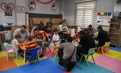 Anne Baba Çocuk Merkezi’nin kahramanı babalar oldu! Duygu dolu anlar yaşandı