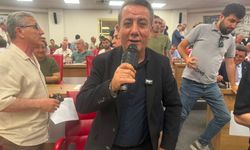 Aydın Büyükşehir Meclisi’nde söz krizine şaşırtan çözüm! Başkan Yetişkin kendi mikrofonunu getirdi