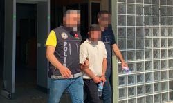 Aydın’da uyuşturucu ticaretine darbe! Evinden esrar ve yüklü miktarda para çıktı
