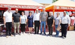 Aydın’daki muhtarın mutlu günü: Başkan Zencirci’den tebrik