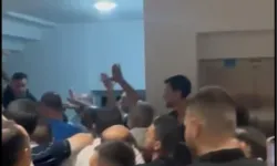 CHP'de gece yarısı darbesi! İl binasında arbede