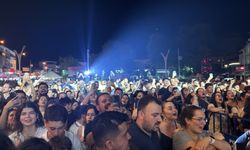 Koçarlı'da Festival sona erdi! Ünlü sanatçı Emir Can İğrek sahne aldı