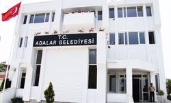 Bir operasyon da Adalar'a! Belediye Başkanı "rüşvetten" gözaltında