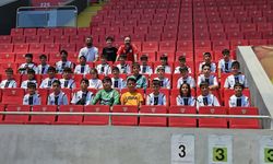 Zencirci’den genç futbolculara anlamlı jest