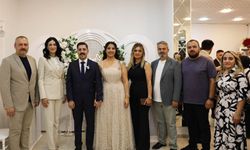 AK Partili Sarıbaş danışmanının söz yüzüklerini taktı