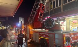 Aydın’da AVM tadilatında yangın paniği! İtfaiyenin hızlı müdahalesi faciayı önledi