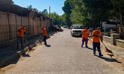Efeler'de temizlik seferberliği! Mahalleler köşe bucak temizleniyor