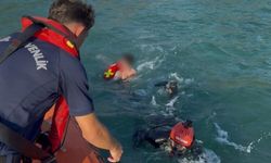 Kuşadası’nda kürek sörfü kabusa döndü! 2 kişi denizde sürüklendi
