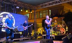 Aydın Büyükşehir’in Yaz konserleri devam ediyor! Nazilli’de zakkum rüzgarı esti