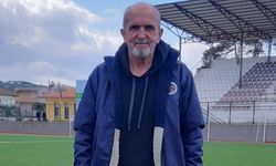 Sevilen antrenör Mahmut Öz’e son veda! Yenipazar tek yürek oldu