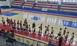 Söke’de Eskişehir rüzgarı esti! 56 sayı farkla basketbol resitali