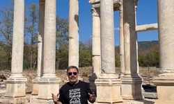 Ünlü yazar yeni romanında Afrodisias’ı anlatacak