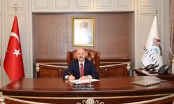 Vali Varol: “Hiçbir güç milli iradeyi esaret altına alamaz”