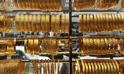 Altın yatırımcılarını ilgilendiriyor: Değerli metalde fiyatlar düştü