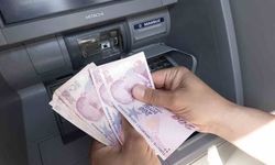 Emekliye ve Memura 2027 Ocak Zammı Geliyor! En Düşük Maaş Kaç TL Seviyesine Çıkacak?