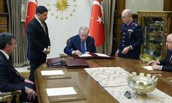 Cumhurbaşkanı YAŞ kararlarını imzaladı: FB maçında F16 uçuran komutan emekli edildi