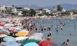 Didim’de Altınkum Plajı doldu taştı