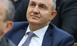 İYİ Partili Erhan Algan’dan Karakaş’a zehir zemberek sözler: “İthaller istediği çöplüğe gitsin”