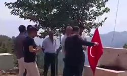 MHP Efeler’den ‘Türk Bayrağı’ duyarlılığı