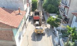 Nazilli’de 6 sokakta eş zamanlı çalışma: Yollar yenileniyor