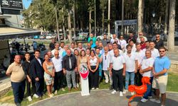 Zafer Partisi Kuşadası’nın Olağan Kongresi tamamlandı! Başkan İdiz güven tazeledi