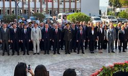 Aydın’ın kurtuluşunun 104. yılı çelenk sunumuyla kutlanmaya başladı