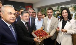Bakan Yumaklı'ya Aydın'a çilek laboratuvarı talebi