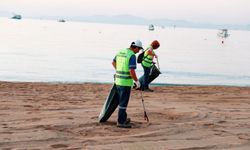 Didim’de temizlik gün doğmadan başlıyor: Ekipler günün ilk saatlerinde sahaya çıkıyor