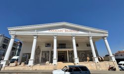 Karacasu Belediyesi’nden görkemli belediye binası