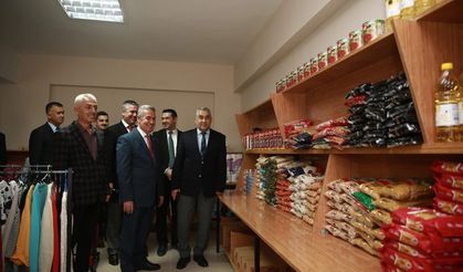 Buharkent MYO’da “Sosyal Market” açıldı! İhtiyaç sahiplerine umut olacak
