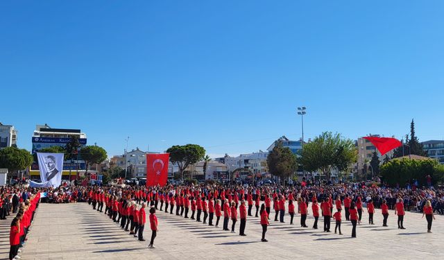 Cumhuriyetimizin 101.yılı Didim'de coşkuyla kutlandı