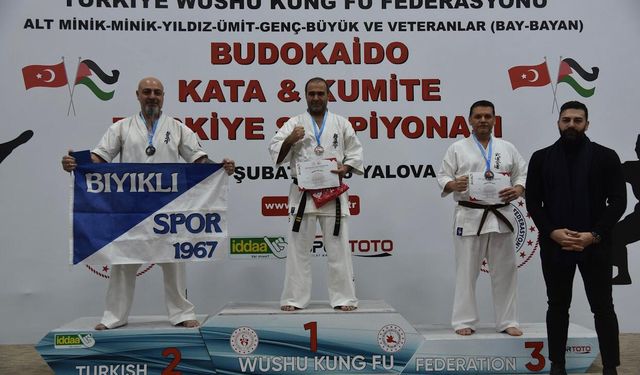 Koçarlı’nın gururu milli sporcu Türkiye 2.’si oldu