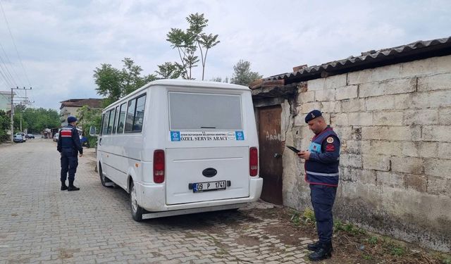 Aydın’da öğrenciler güvende! Jandarma ekiplerinden okul önlerinde tedbir