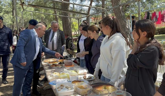 Bozdoğan’da miniklerden kermes! Protokol eşlik etti