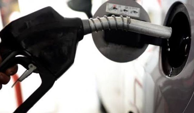 Benzinin ardından bir zam da motorine