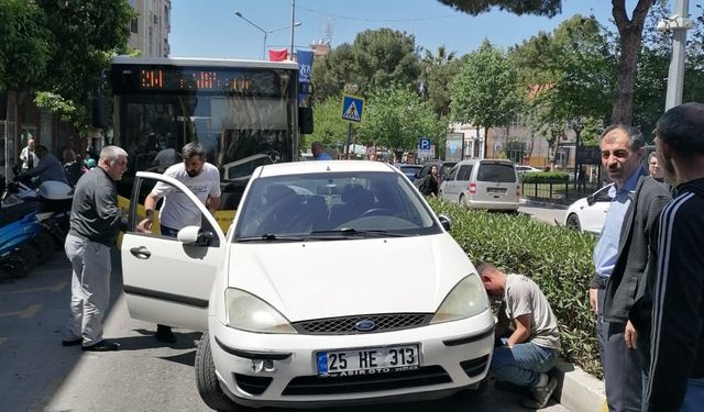 Nazilli’de arıza yapan araç trafiği kilitledi