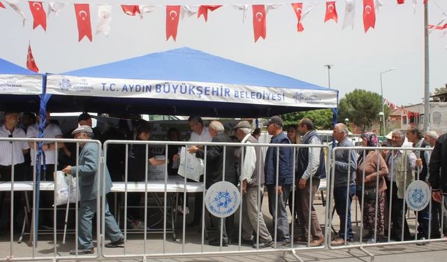 Aydın Büyükşehir Belediyesi’nden Sultanhisar’da 30 bin fide dağıtımı