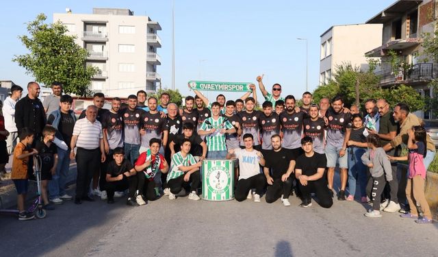 Ovaeymir’in tarihi başarısı: Halı sahada kurulan kulüp Bölgesel’e yükseldi!