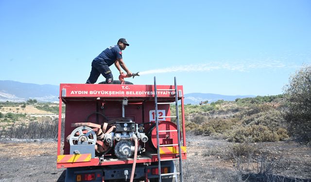 Büyükşehir ekiplerinden yangına müdahale