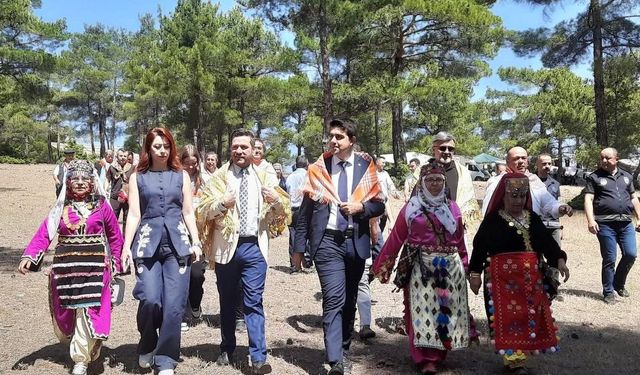 Ortaklar yörükleri, Tavas’ta geleneği sürdürdü