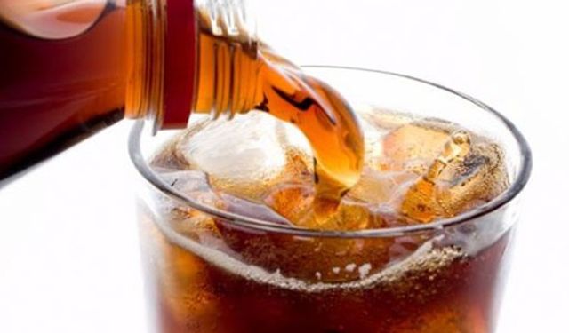 Gazlı içeceklere zam yağmuru! 2,5 litrelik kola 65 lira oldu