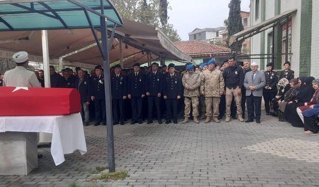 Köşk’te hayatını kaybeden askerin naaşı memleketine ulaştı! Gözyaşları içinde toprağa verildi