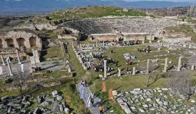 Karabacaklı'dan Afrodisias turistlerini Karacasu merkeze çekecek öneri