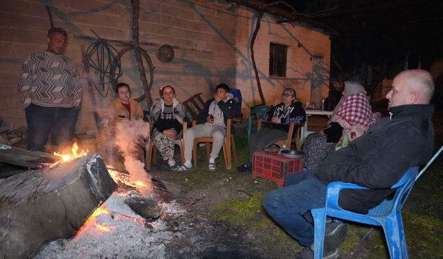 5.1’lik depremin ardından korku dolu gece! Vatandaşlar evlerine giremedi