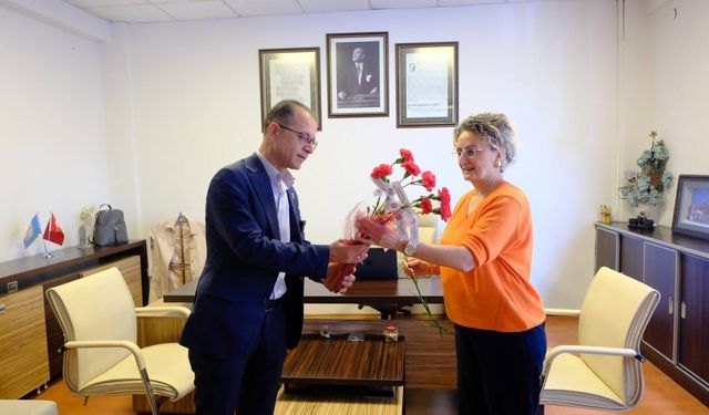 Başkan Doğanca’dan öğretmenlere jest! Şiddete dikkat çekti