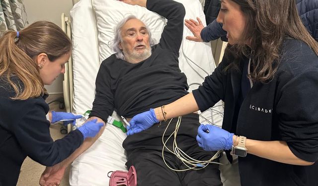 Usta sanatçı Müjdat Gezen’den hayranlarını üzen haber! Sahnede fenalaşarak hastaneye kaldırıldı