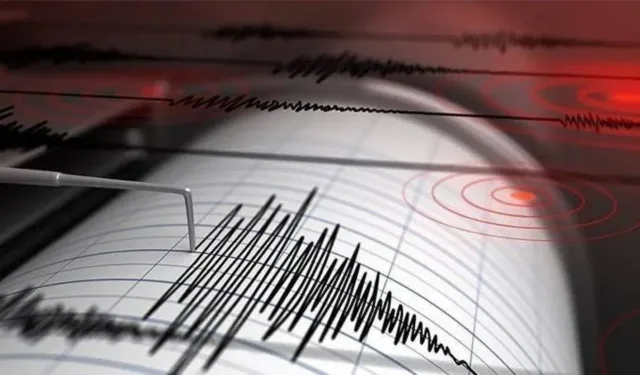 AFAD büyüklüğünü açıkladı: Ege'de korkutan deprem